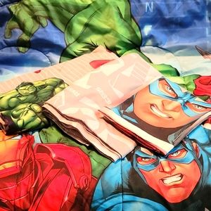 AVENGERS COMFORTER & SHEET SET (TWIN)